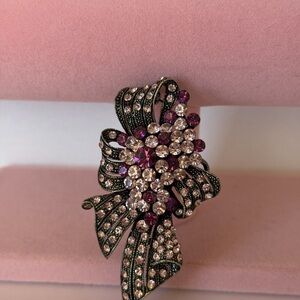 Vintage-Style Pink Rhinestone Floral Brooch